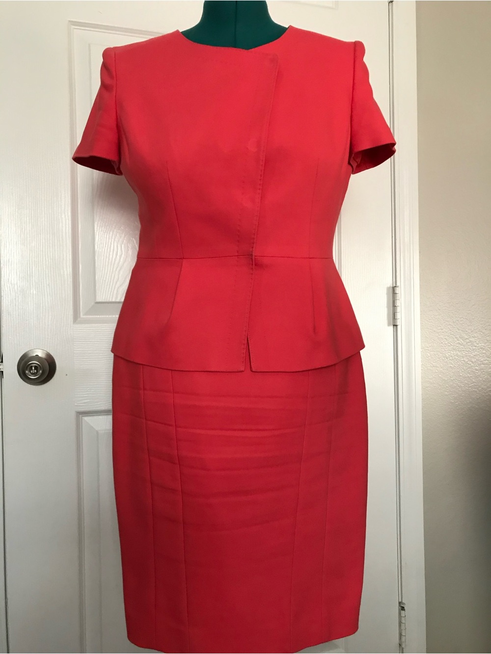 Anne Klein Coral-Red Pencil Skirt with Short-sleeved Jacket Set